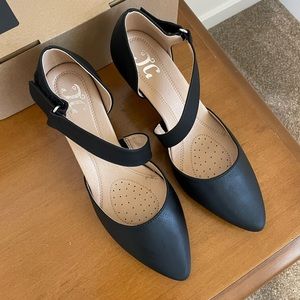 Journee collection Heels Tillis Pumps Dexflex